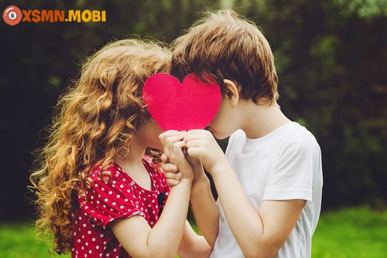 Chiêm bao thấy người mình thích (crush) là điềm gì?